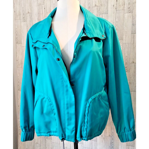 St. John Woman Teal Green Windbreaker Size L Zipper Snaps Pockets FLAW SNAGS - Picture 1 of 16